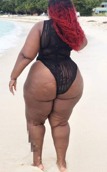 Nicky Casablanca escort