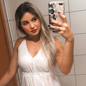 Aline Paris escort