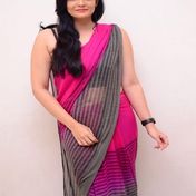 SIMRAN KASHYAP Delhi escort