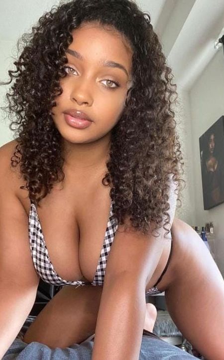 Mariam Al Ahmadi escort