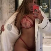 Fernande Elvie Brest escort