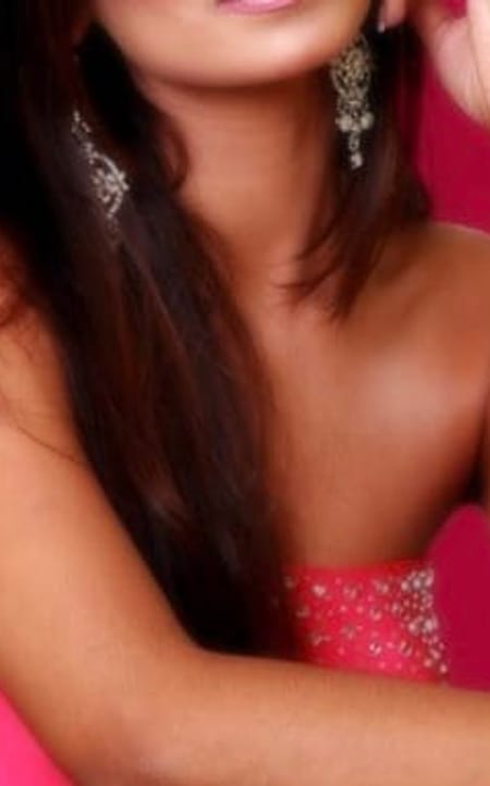 Chula Colombo escort
