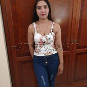 Saaniya Hot & Sexy Punjaabi Girl Dubai escort