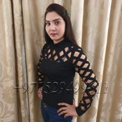 Saaniya Hot & Sexy Punjaabi Girl Dubai escort