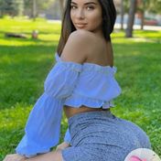 Emma Paris escort