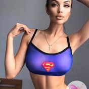 Oxana Paris escort