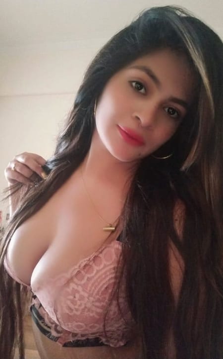 Ayesha Khan Uttar Pradesh escort