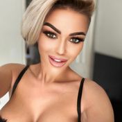 Evelina London escort