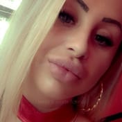 Lucinda London escort