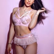 Isabella London escort