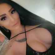 Allyah London escort