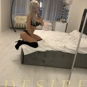 Daisy London escort