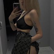 Polly Dubai escort