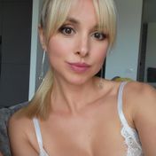 Julia Dubai escort
