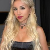 Julia Dubai escort