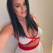Sarah London escort