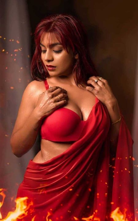 vineetaiyer West Bengal escort