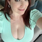 Valentina Semaria escort