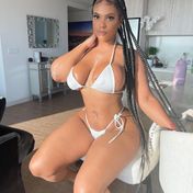 Erotic_shemale Dubai escort