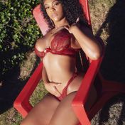 Erotic_shemale Dubai escort