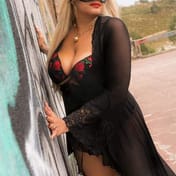 Melissa Damianne Braga escort