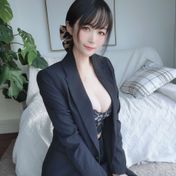 Abigail Khobar escort