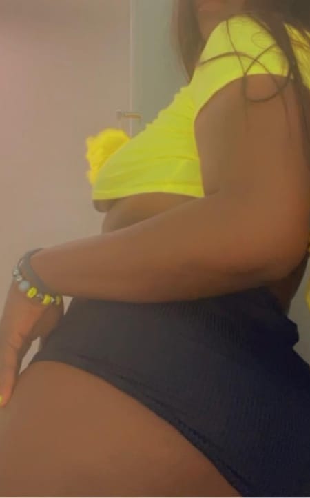 Coco Phoenix escort