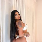 Zoe Santini Lisbon escort