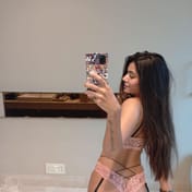 Sonali Singapore escort
