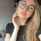 Kenna james Bucharest escort