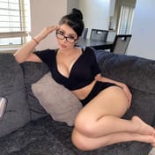 Lindsey Budapest escort