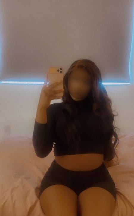 Courtney Hertfordshire escort