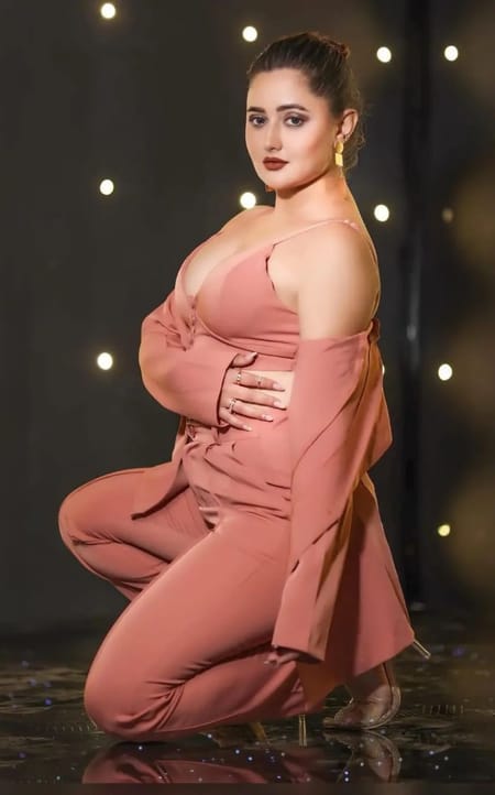 Aaliyah Khan Singapore escort