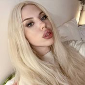 Milana London escort