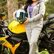 Komal Sindh escort