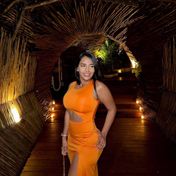 Mia London escort