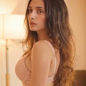 Escorts In Karachi Sindh escort