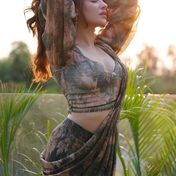 kiran Sindh escort