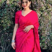 Hania Sindh escort