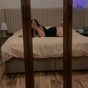 Lucy Manama escort