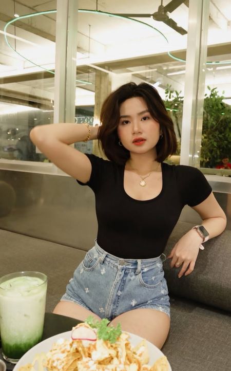 Melly Bali escort