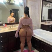 Mistress Alicia Doha escort