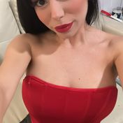 Alba Madrid escort