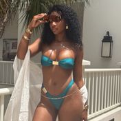 Zoey Dubai escort