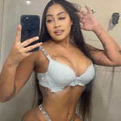 Valentina Paris escort