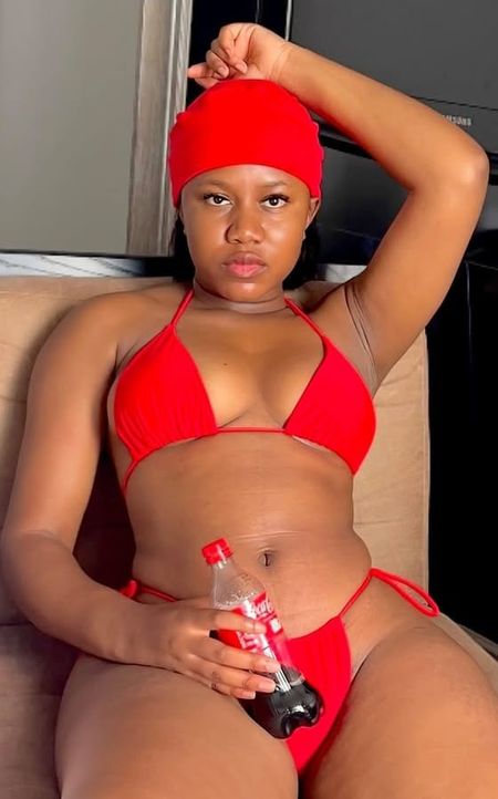 Lisa 'Ajman escort