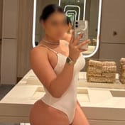 Violet Paris escort