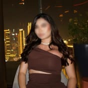 Violet Paris escort