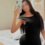 Violet Paris escort