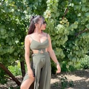 Andra Dubai escort